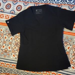 FIGS  set with two pants